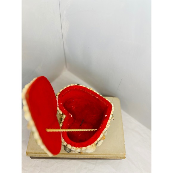 vintage handcrafted heart shell box tramp art sailor's valentine 6x6x3in - Picture 6 of 8